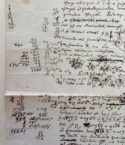Example of basic school-level arithmetic calculations written out in the margin by Leibniz